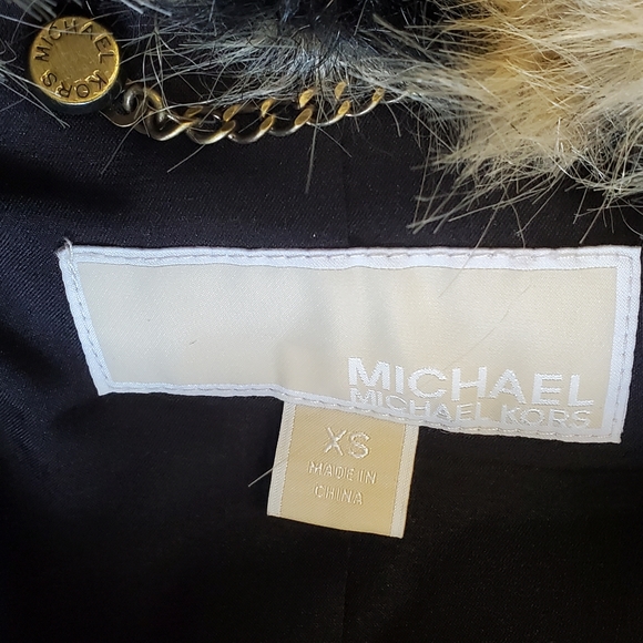 Michael Kors Mega Cat Faux Fur Jacket Coat sz XS - Picture 11 of 12